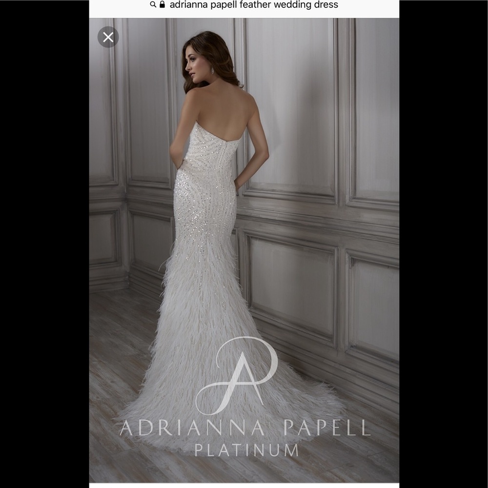 Wedding gown, hair piece & veil - Picture 2 of 7